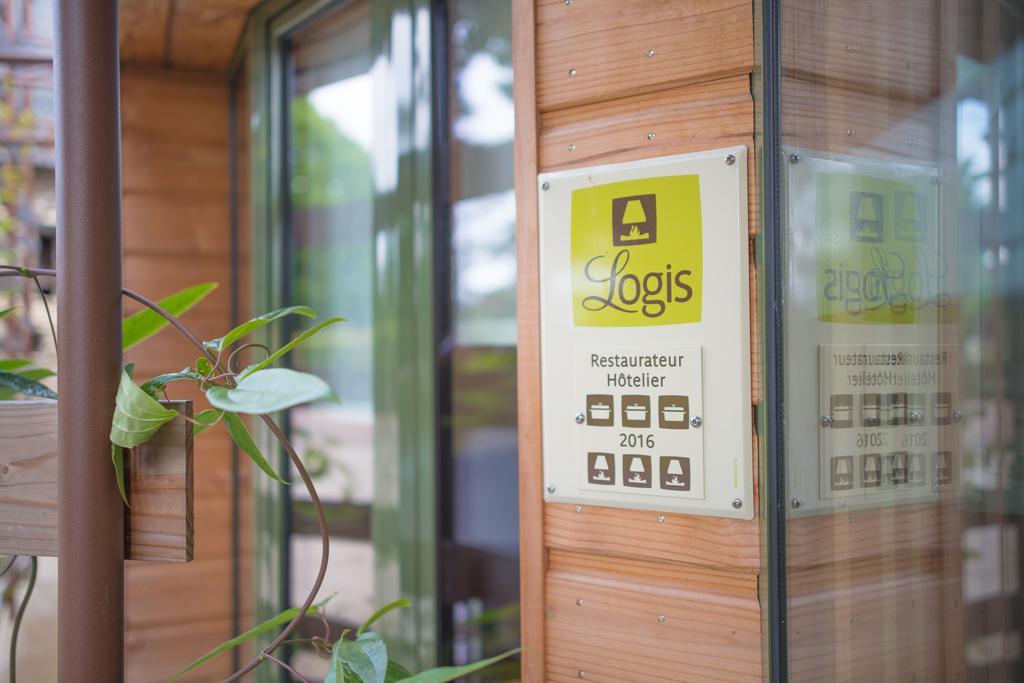 Logis Domaine Du Moulin Cavier Hotel Avrillé Eksteriør billede