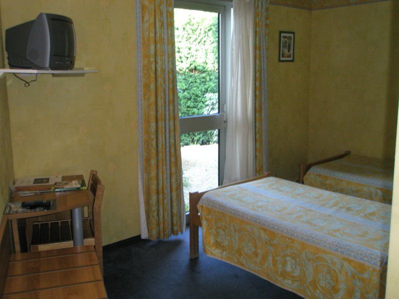 Logis Domaine Du Moulin Cavier Hotel Avrillé Eksteriør billede