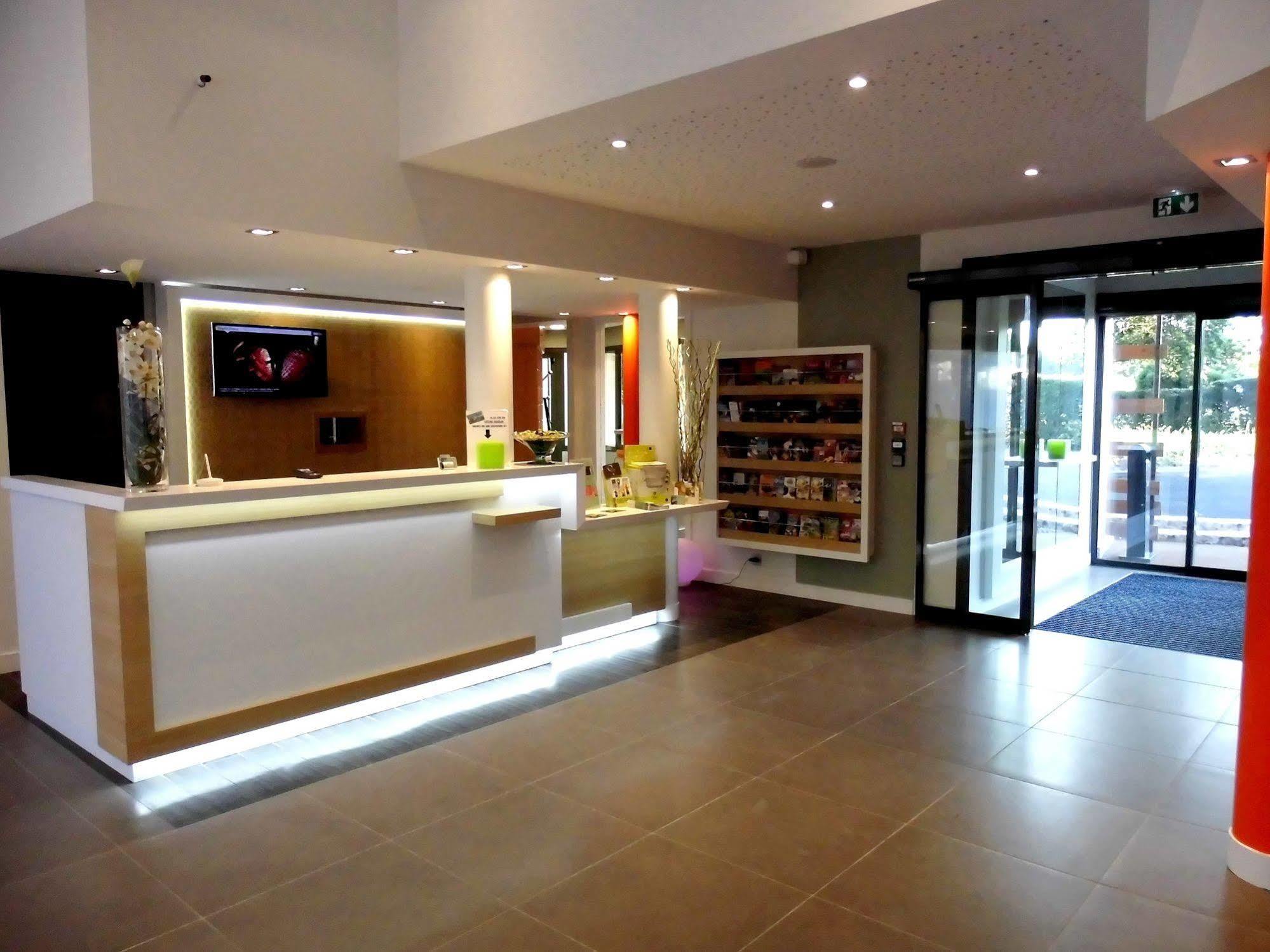 Logis Domaine Du Moulin Cavier Hotel Avrillé Eksteriør billede